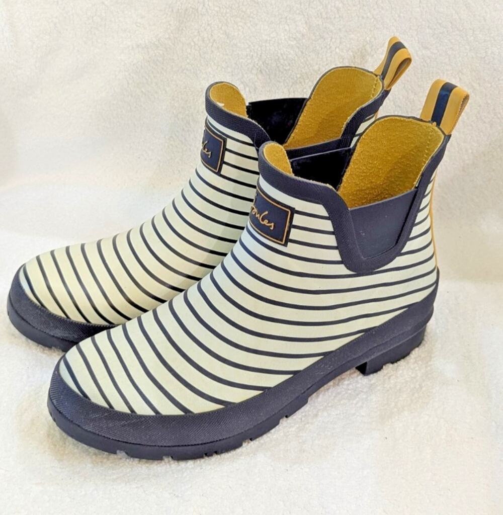 Joules Women's Striped Chelsea Rain Boots Ankle Navy Cream Rubber Size 9